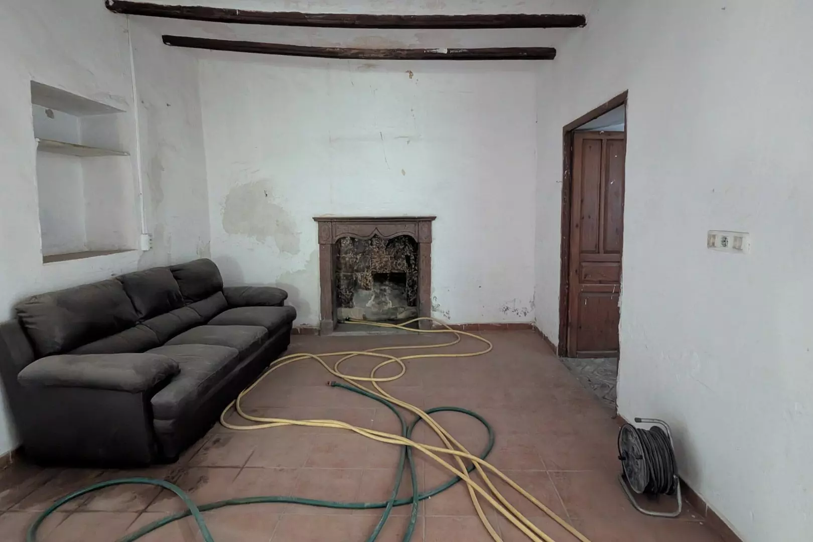 2-4-dcb6d3 2-bedroom Country House In Teulada, Spain (328 M²)