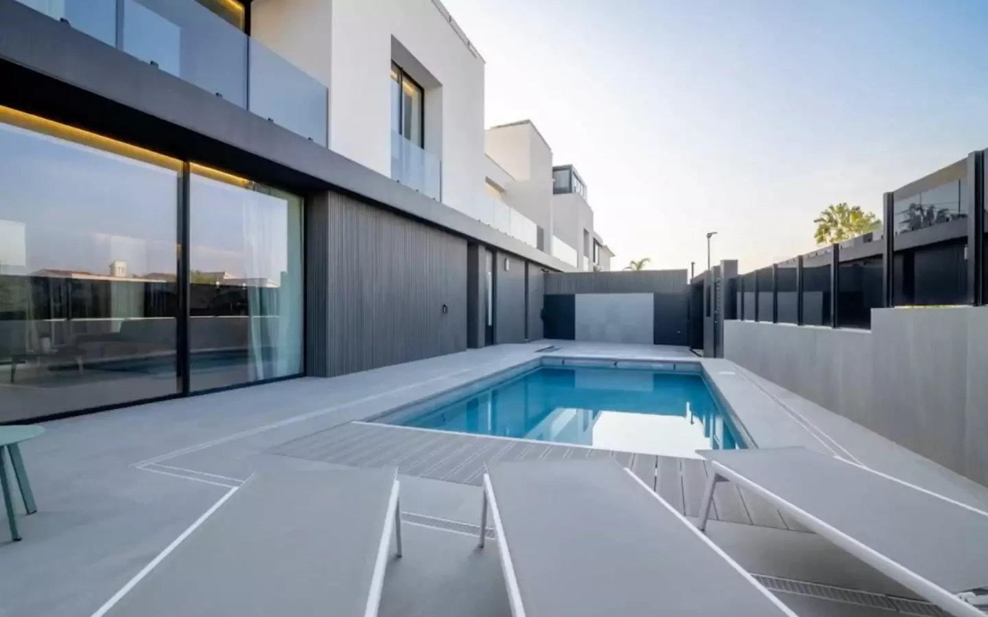 5-bedroom Villa In Alfaz Del Pi, Spain (322 M²)
