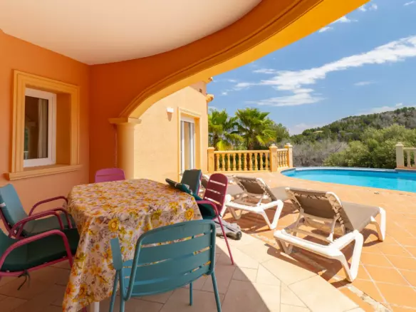 3-bedroom Villa In Jávea – Xàbia, Spain (255 M²)