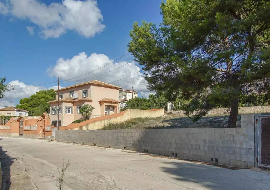 5-bedroom Villa In Calpe, Spain (345 M²)