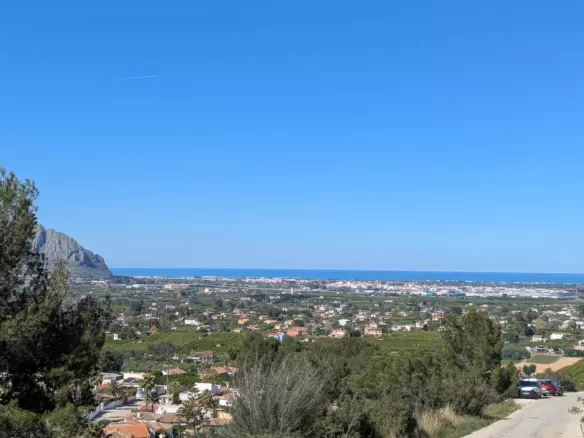 3-bedroom Villa In Pedreguer, Spain (160 M²)