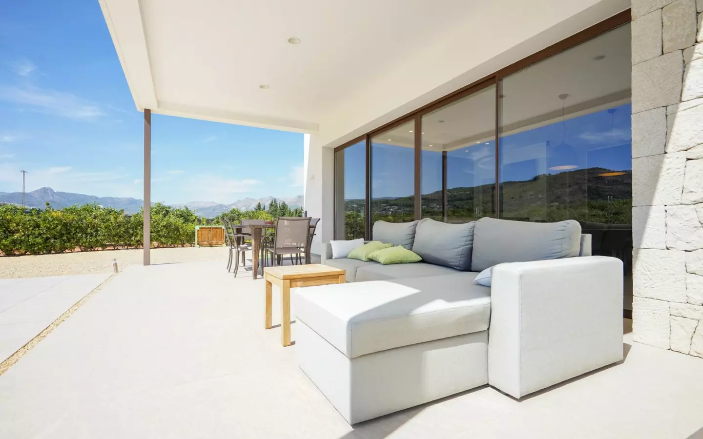 3-bedroom Villa In Pedreguer, Spain (225 M²)