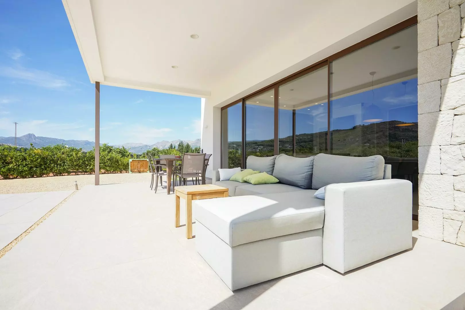 3-bedroom Villa In Pedreguer, Spain (225 M²)