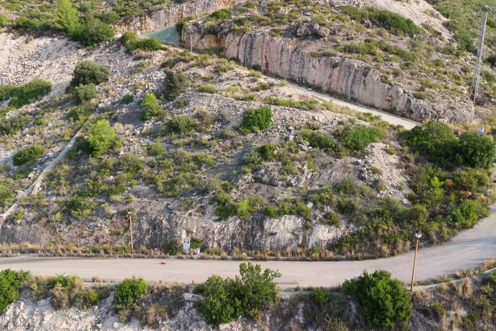 Plot In Jalon – Xalo, Spain (653 M² Plot)