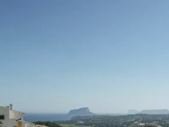Plot In Moraira, Spain (1.443 M² Plot)