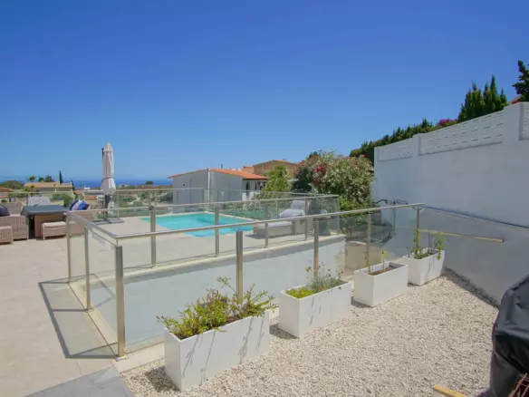 4-bedroom Villa In Benitachell, Spain (199 M²)
