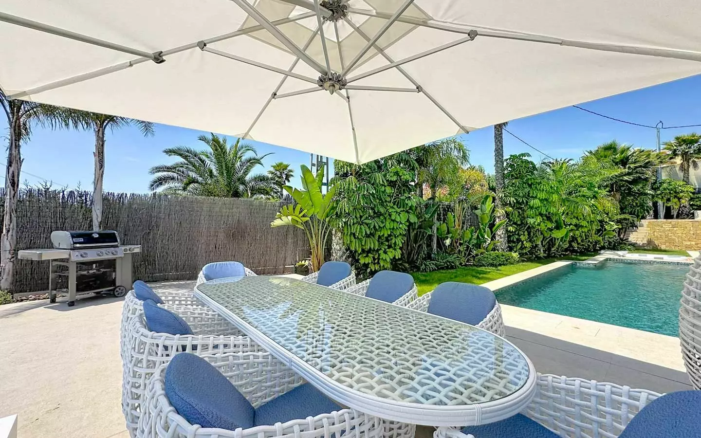 4-bedroom Villa In Calpe, Spain (346 M²)