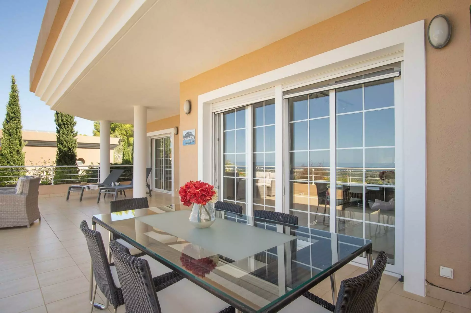 2-5-86e05c 3-bedroom Apartment In Pedreguer, Spain (310 M²)