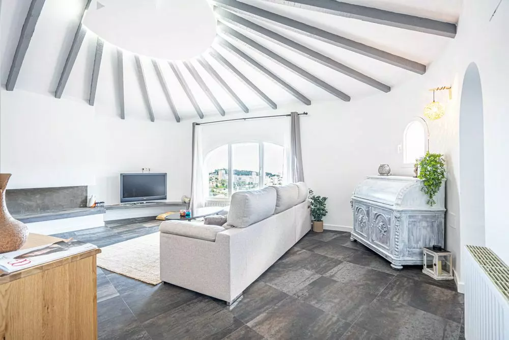 6-bedroom Villa In Calpe, Spain (350 M²)