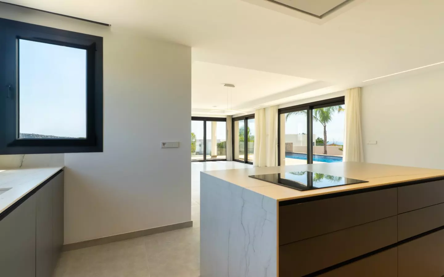 3-bedroom Villa In Moraira, Spain (310 M²)