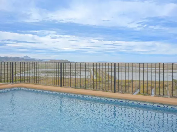 5-bedroom Villa In El Rafol D’almunia, Spain (307 M²)