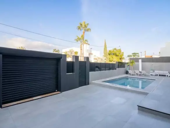 5-bedroom Villa In Alfaz Del Pi, Spain (322 M²)