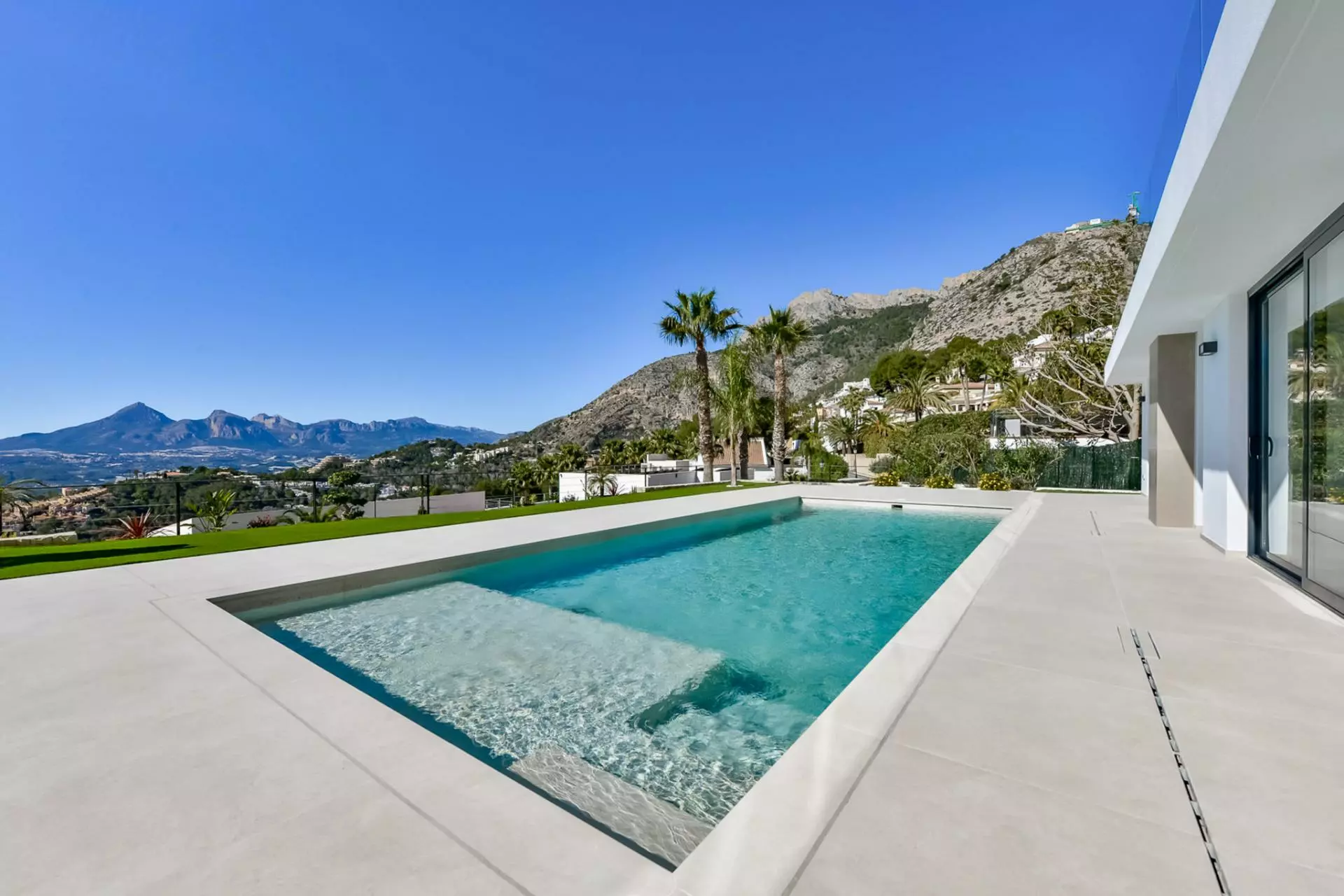 2-5-c8c0bc 5-bedroom Villa In Altea, Spain (390 M²)