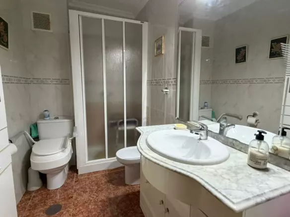 2-bedroom Flat In Alicante, Spain (76 M²)