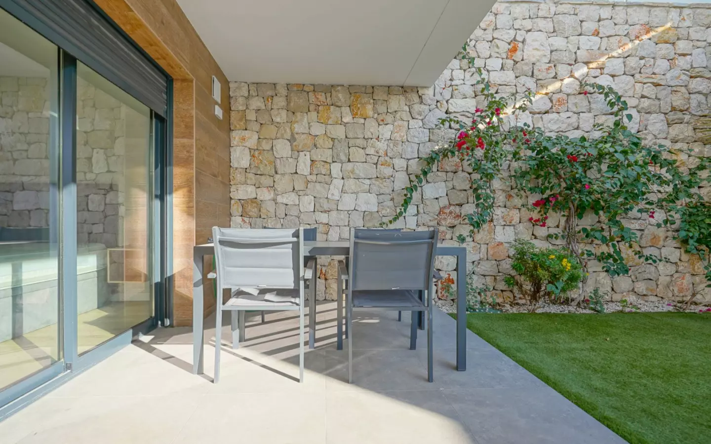 2-bedroom Apartment In Benitachell, Spain (148 M²)