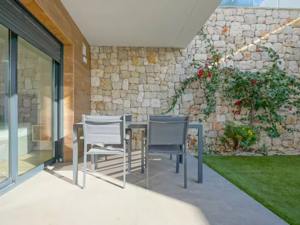 2-bedroom Apartment In Benitachell, Spain (148 M²)