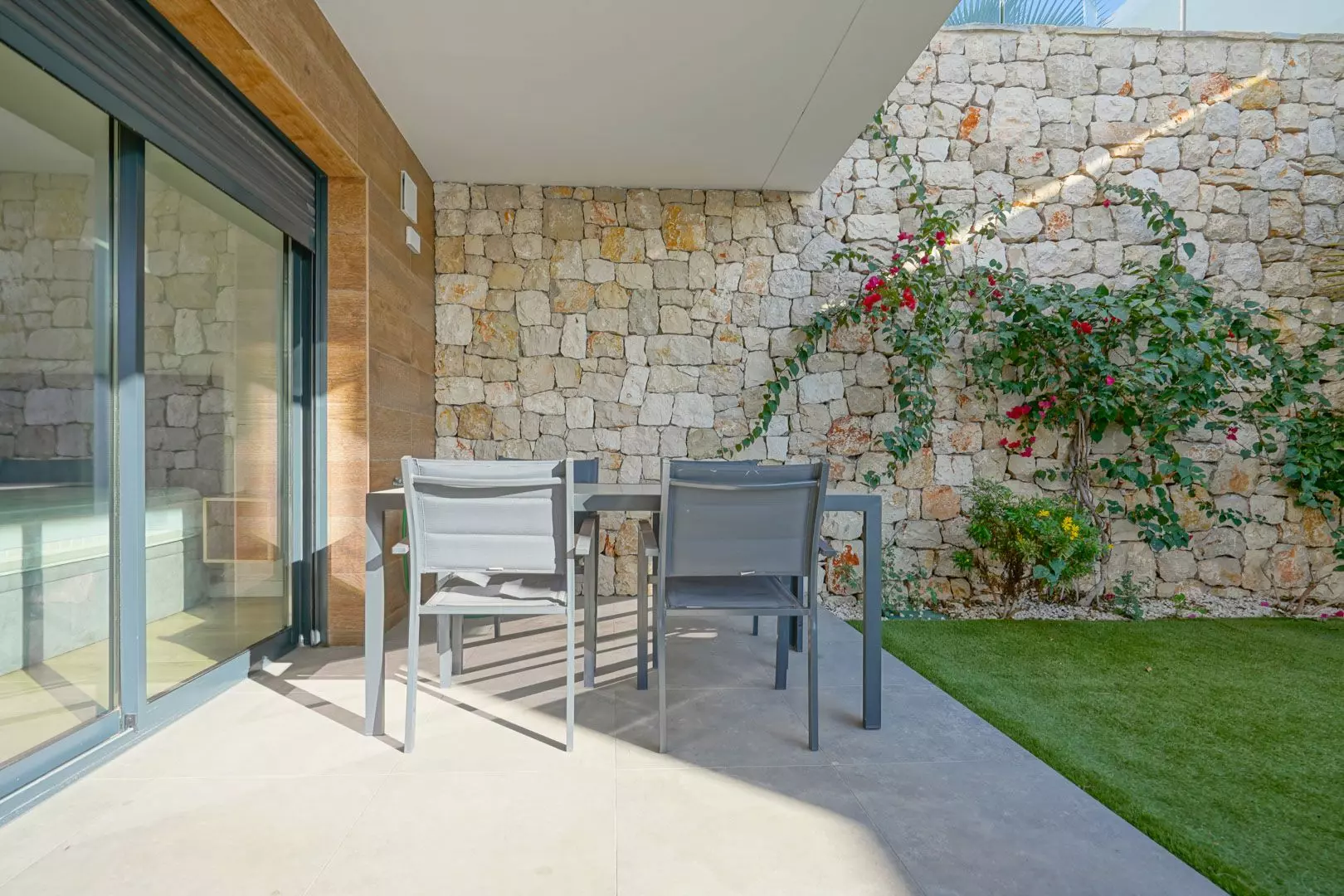 2-bedroom Apartment In Benitachell, Spain (148 M²)