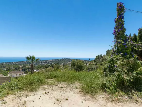 Plot In Moraira, Spain (800 M² Plot)