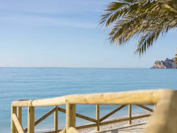 Plot In Altea, Spain (985 M² Plot)