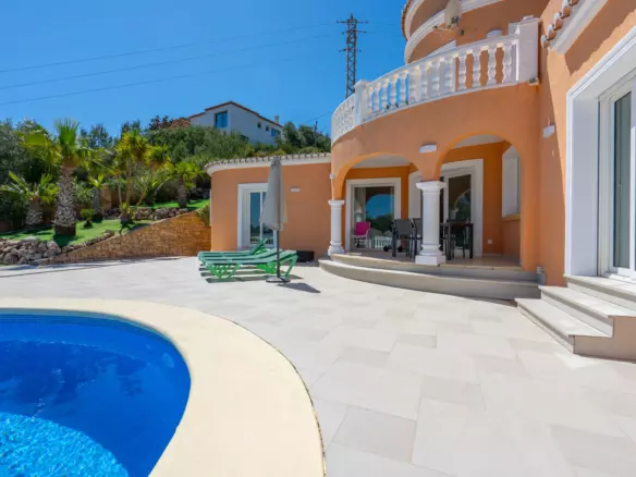3-bedroom Villa In Jávea – Xàbia, Spain (150 M²)