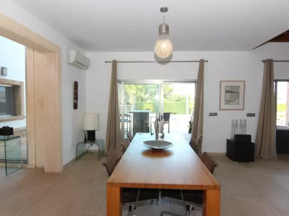 5-bedroom Villa In Jávea – Xàbia, Spain (450 M²)