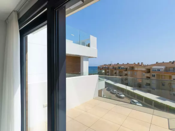 3-bedroom Apartment In Denia, Spain (102 M²)