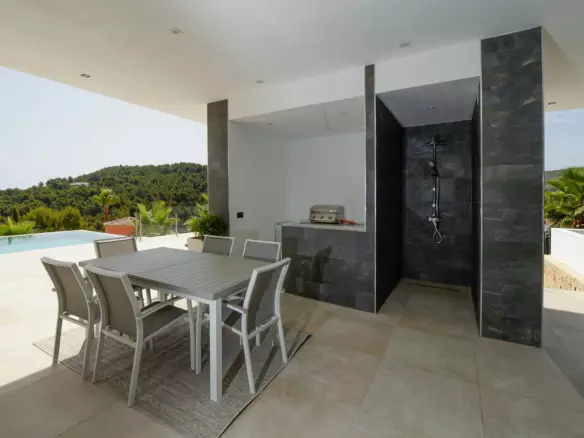 3-bedroom Villa In Jávea – Xàbia, Spain (374 M²)