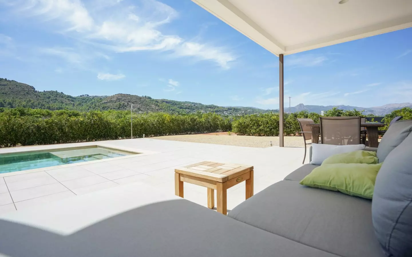 3-bedroom Villa In Pedreguer, Spain (225 M²)