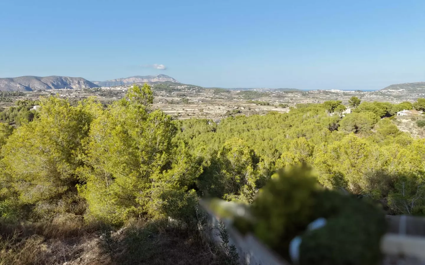 Plot In Moraira, Spain (801 M² Plot)