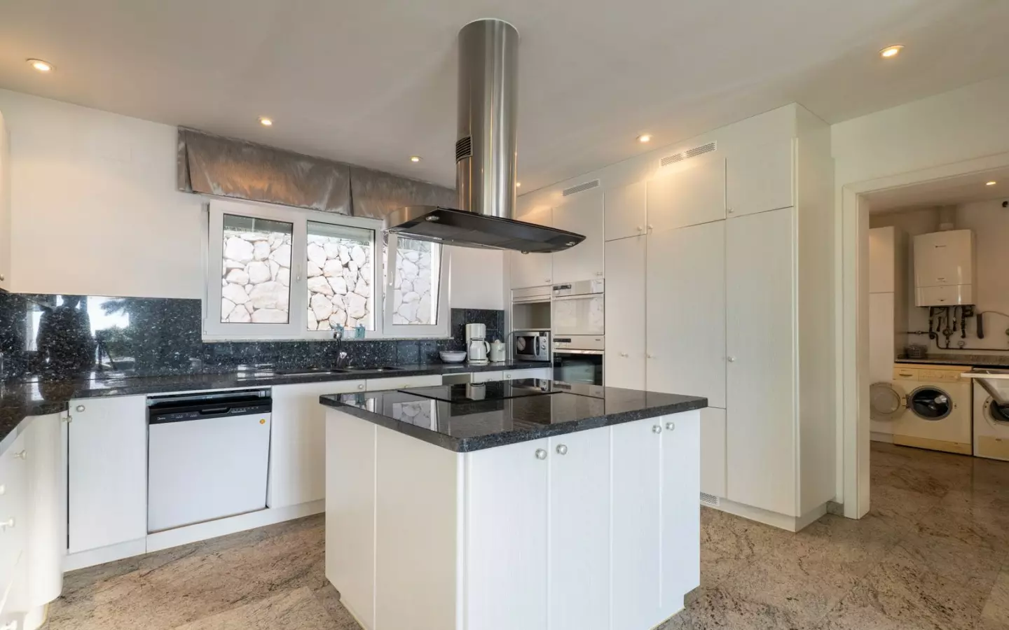 4-bedroom Villa In Moraira, Spain (434 M²)