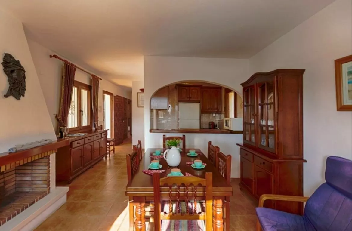 3-bedroom Villa In Calpe, Spain (90 M²)