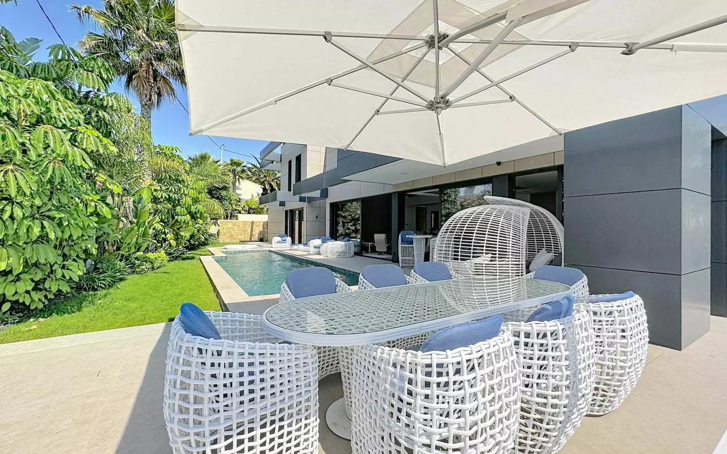 4-bedroom Villa In Calpe, Spain (346 M²)