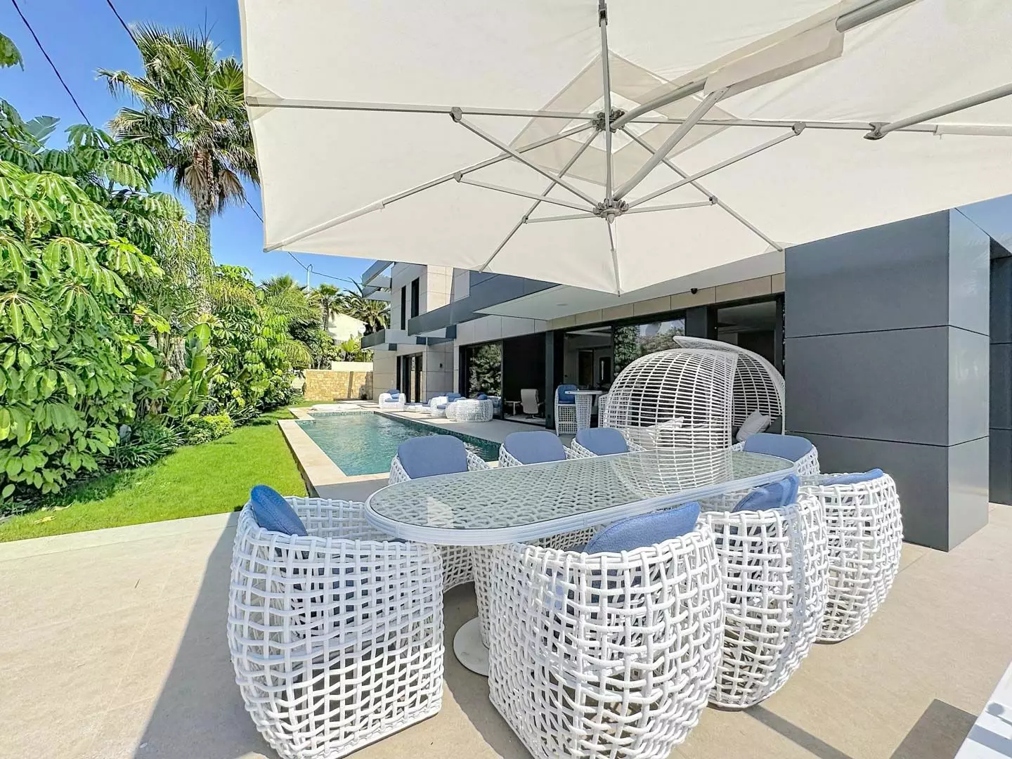 4-bedroom Villa In Calpe, Spain (346 M²)