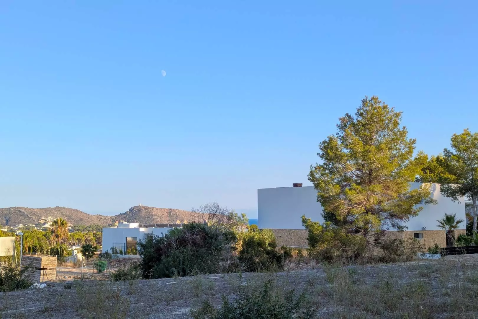 Plot In Moraira, Spain (811 M² Plot)