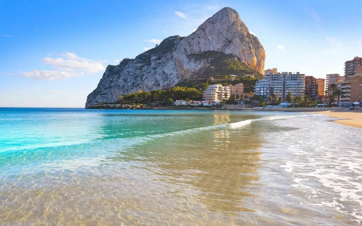 3-bedroom Villa In Calpe, Spain (209 M²)
