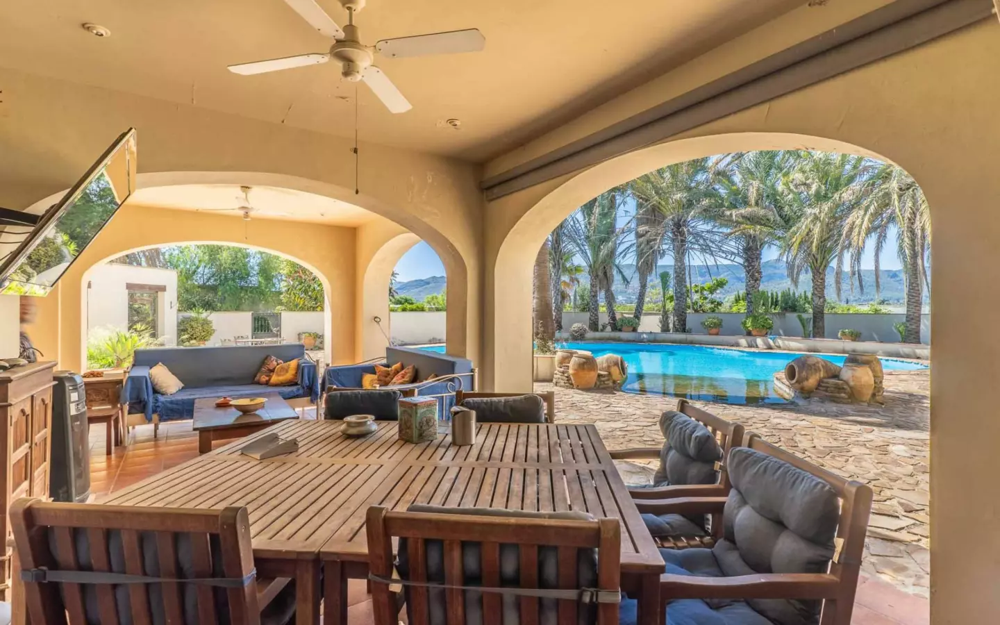 5-bedroom Villa In Ondara, Spain (1.025 M²)