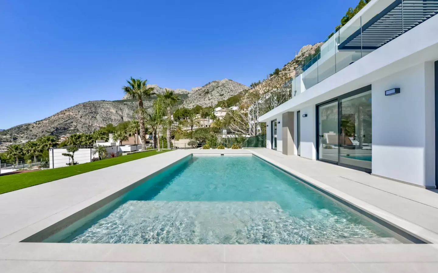 5-bedroom Villa In Altea, Spain (390 M²)