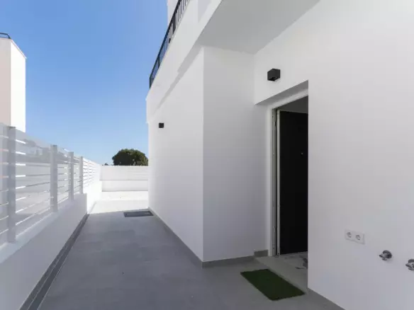 3-bedroom Villa In Denia, Spain (216 M²)