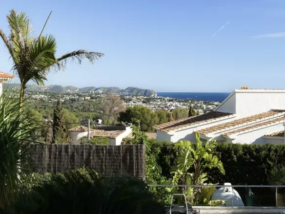 3-bedroom Villa In Calpe, Spain (529 M²)