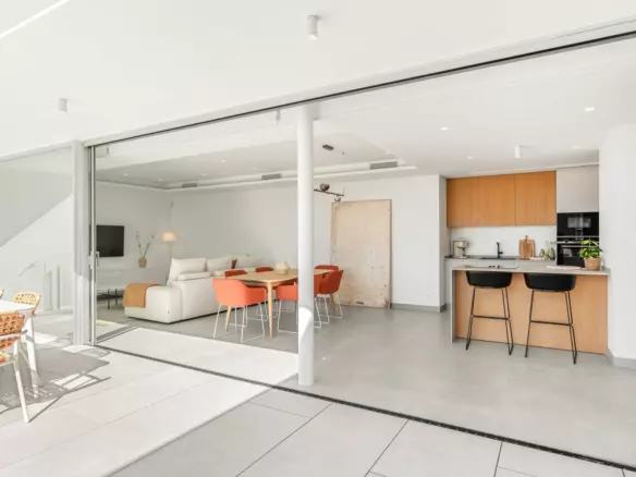 4-bedroom Villa In Benitachell, Spain (215 M²)