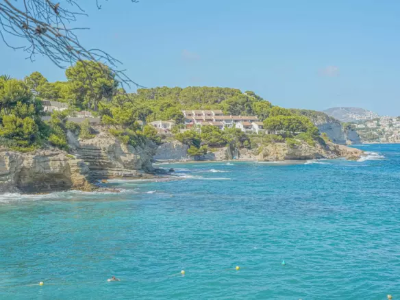 Plot In Benissa, Spain (1.056 M² Plot)