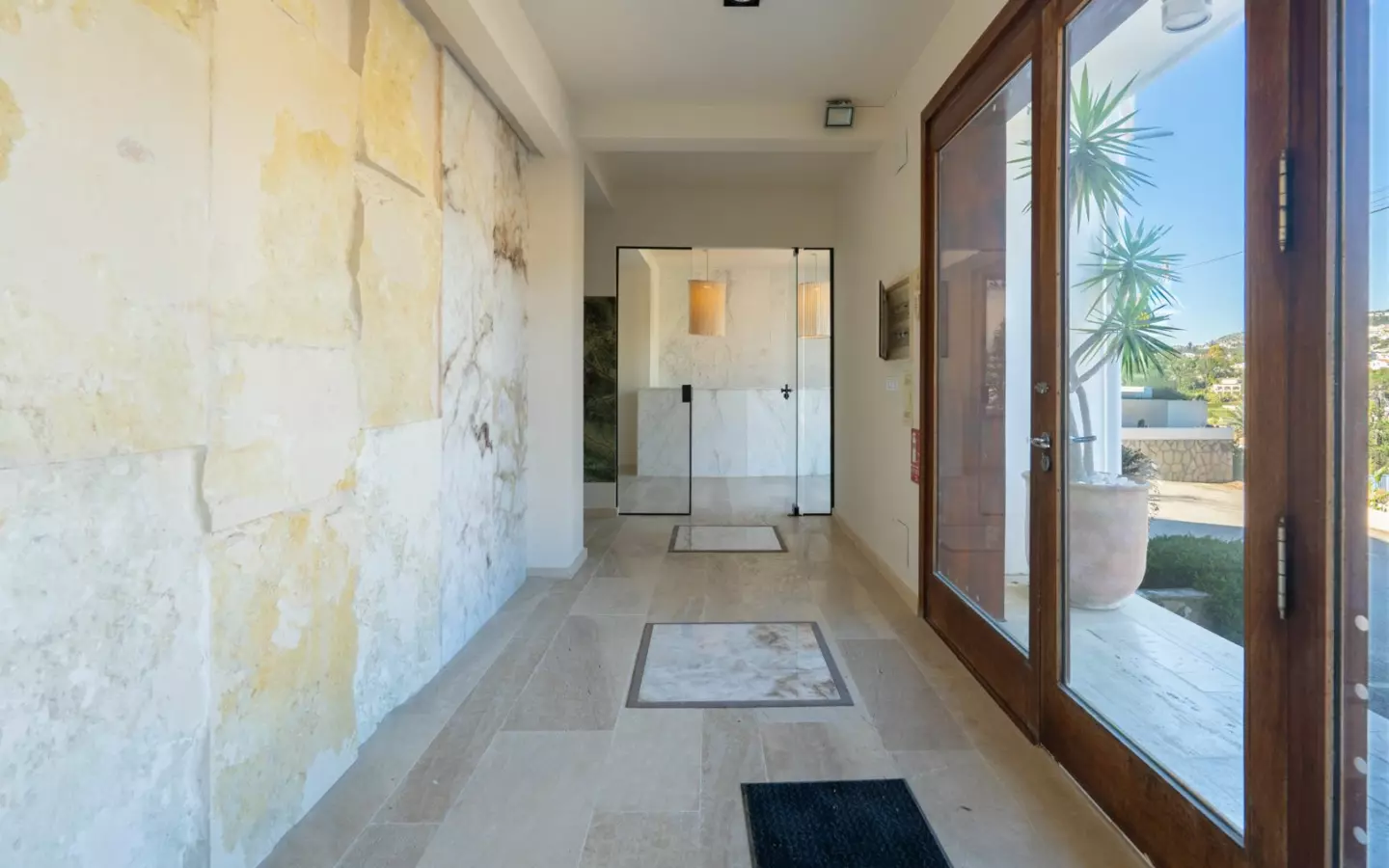 3-bedroom Commercial Unit In Benissa, Spain (301 M²)