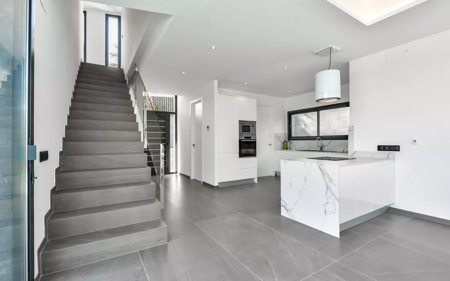 3-bedroom Villa In Jávea – Xàbia, Spain (374 M²)