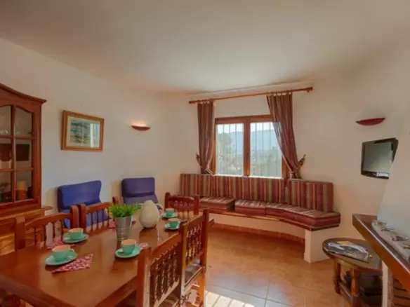 3-bedroom Villa In Calpe, Spain (90 M²)