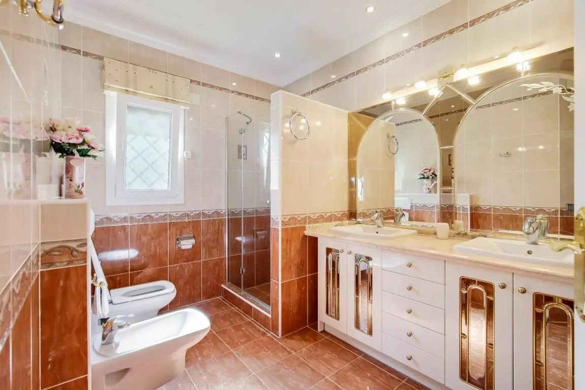 4-bedroom Villa In Benissa, Spain (370 M²)