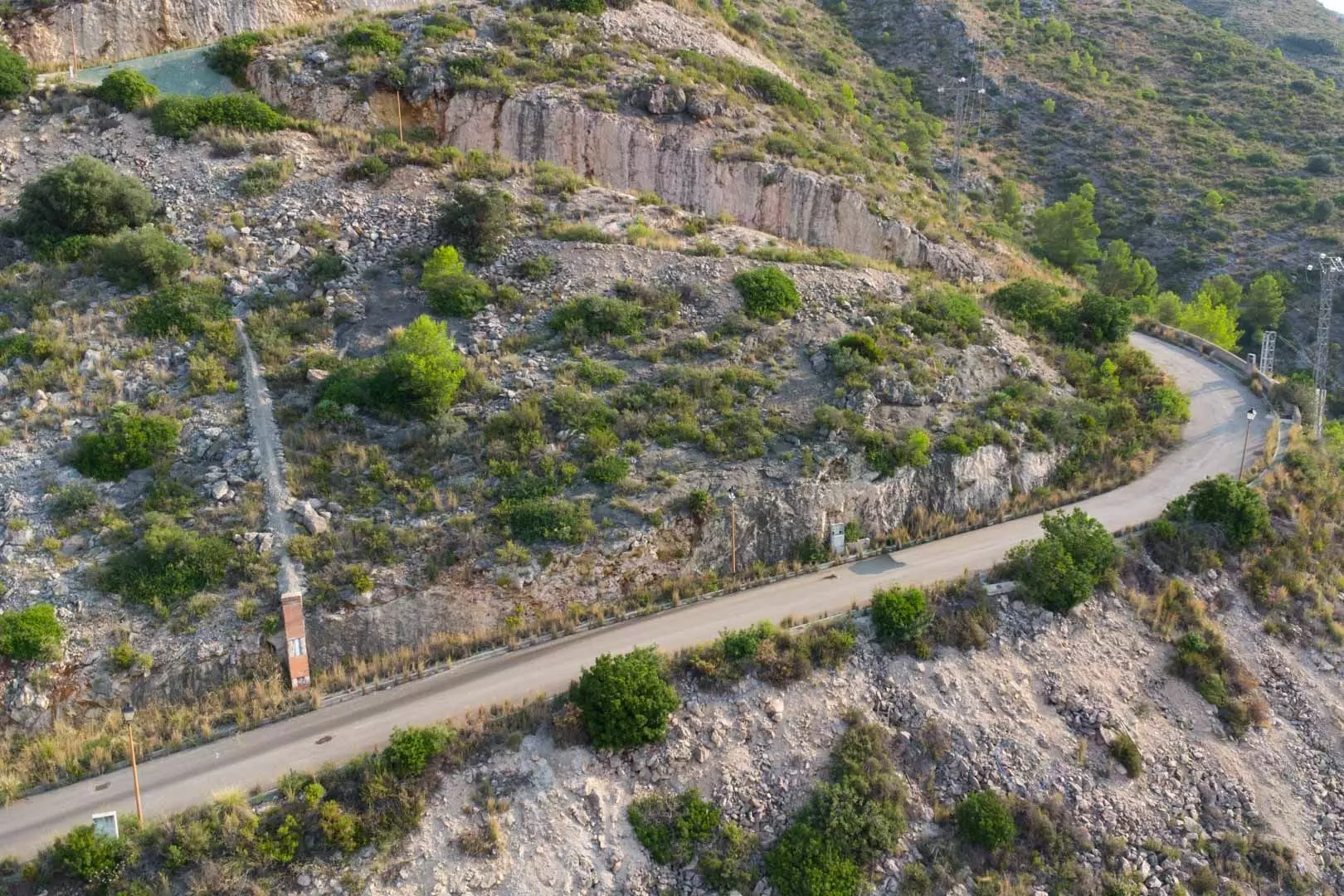 Plot In Jalon – Xalo, Spain (653 M² Plot)