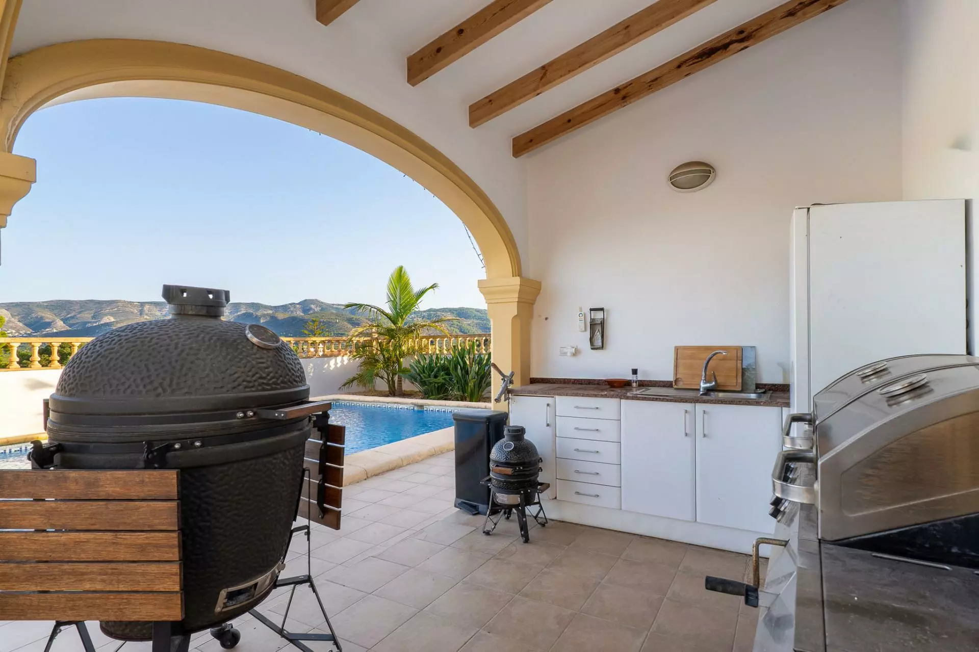 4-bedroom Villa In Beniarbeig, Spain (376 M²)