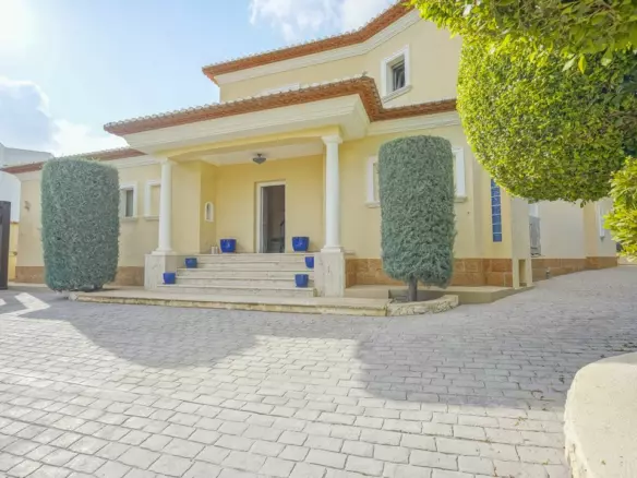 4-bedroom Villa In Benissa, Spain (464 M²)
