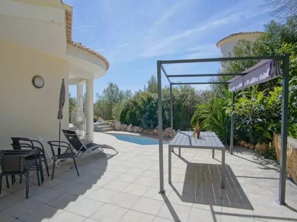 3-bedroom Villa In Altea, Spain (200 M²)