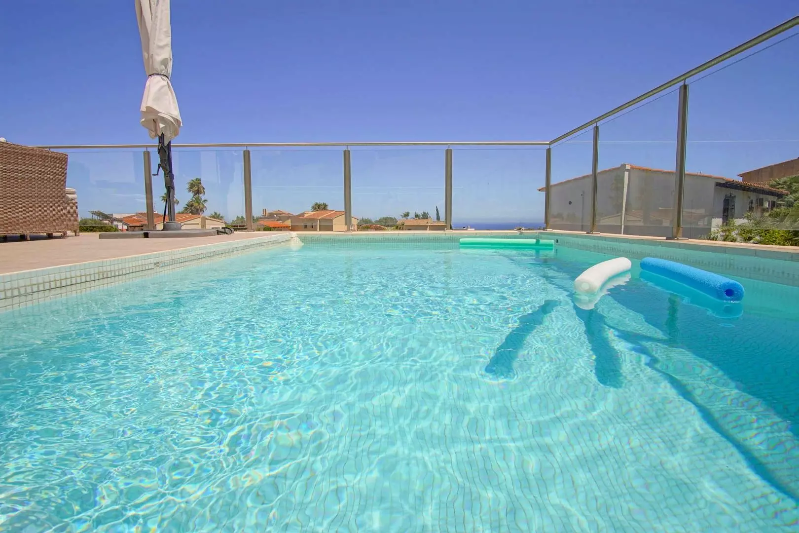 2-7-7e0365 4-bedroom Villa In Benitachell, Spain (199 M²)